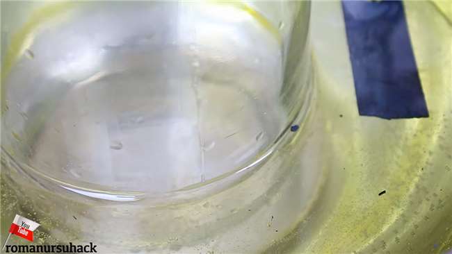 不用刀片要怎麼切開玻璃瓶?這招「油水切割術」看得我目瞪口呆!