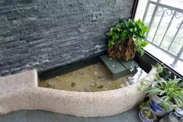 這才叫陽台,你家的頂多叫水泥地!