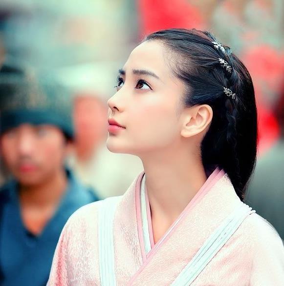 Angelababy《雲中歌》接檔《花千骨》,黃太太古裝髮型被贊最美！