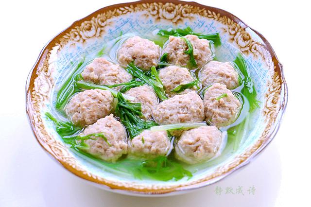 肉丸湯裡面加了它,簡直就是絕配!好喝到爆!不信您就試試看!