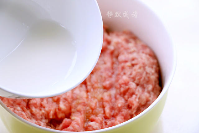 肉丸湯裡面加了它,簡直就是絕配!好喝到爆!不信您就試試看!