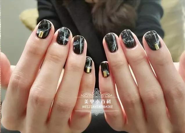 韓.國 爆紅做的大理石紋美甲,為什麼就能那麼美?