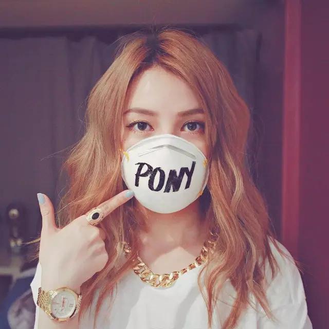 韓.國 爆紅做的大理石紋美甲,為什麼就能那麼美?