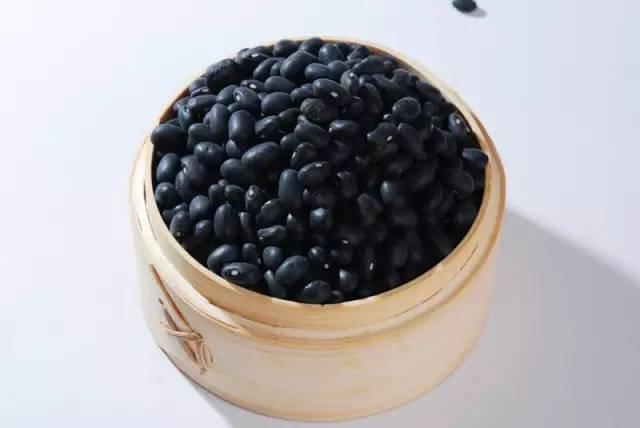 頭髮變白,原來是這裡出了毛病!