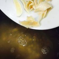每天喝一碗,2天瘦8斤,毒排了,腫消了,痘痘也沒了!