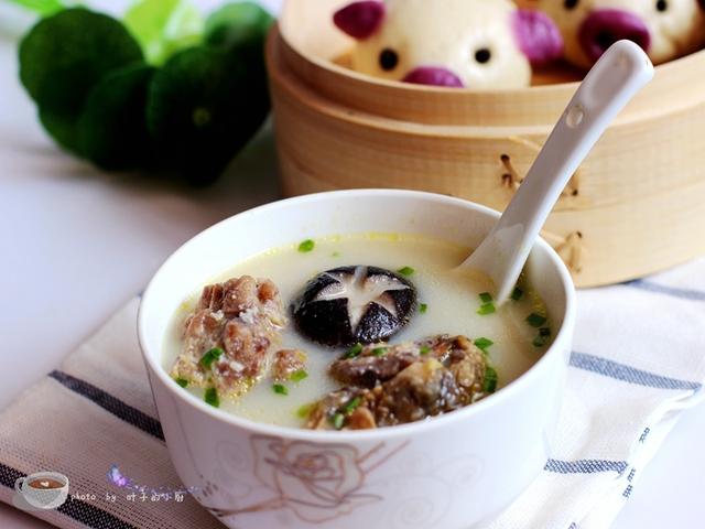 煲雞湯,新妙招!加了它,湯好喝肉好吃!您試試就知道有多好了!