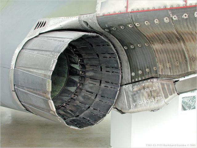 F-4戰鬥機曾坐擁16項世界紀錄,具備核打擊能力