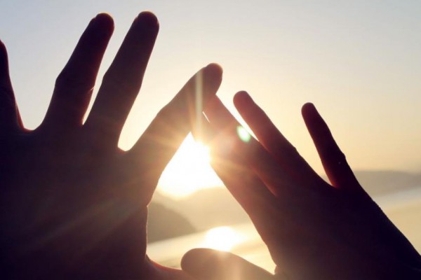 「人生沒有絕望，只有想不通」生活是件藝術品，掌控不了命運，卻能掌控自己…