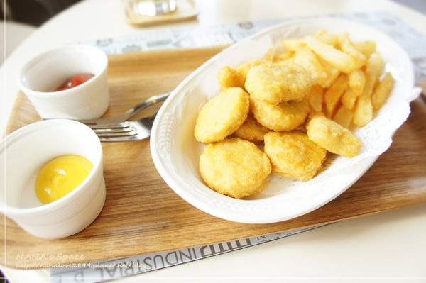 【食記】桃園下午茶/簡餐。英式鄉村特色咖啡廳 MAX&CORRINE