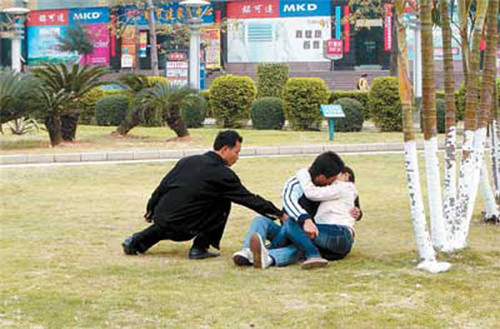 到國外旅遊要小心,看看這組冒死偷拍到的照片,請分享出去讓更多人知道!!!