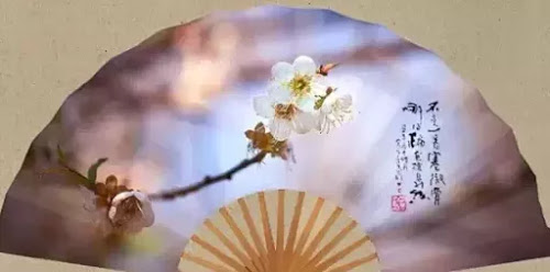 握的太緊,東西會碎,手會疼
