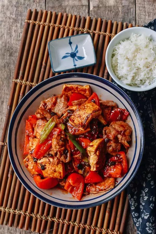 如何準備一桌年夜飯?