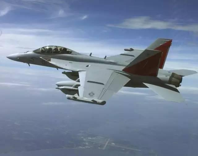 美海軍1700架飛機停飛航母也將再次“裸奔”! 原因卻異常尷尬