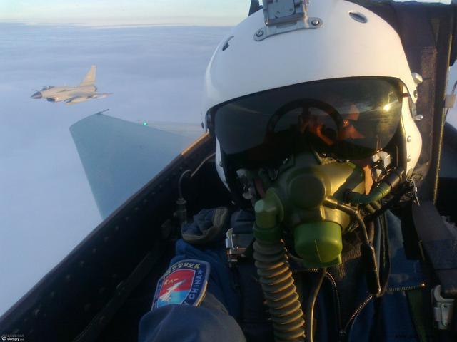 中國空軍戰鬥力到底有多強大? 少將稱三千架戰機枕戈待旦