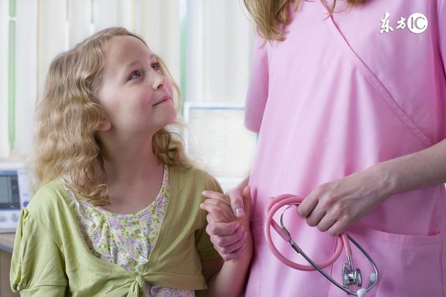 誇孩子是個技術活,稍不留意就走偏,你知道如何實質性的誇孩子嗎