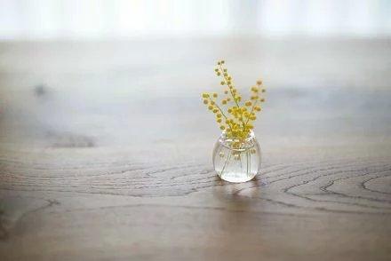 很喜歡這句話：知人不必言盡，言盡則無友