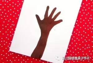 幼兒園親子手工之植樹節來啦,粘貼樹塗鴉樹等多種玩法,簡單有趣