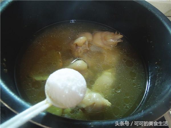 超簡易美容養顏湯,一頓一碗不夠喝