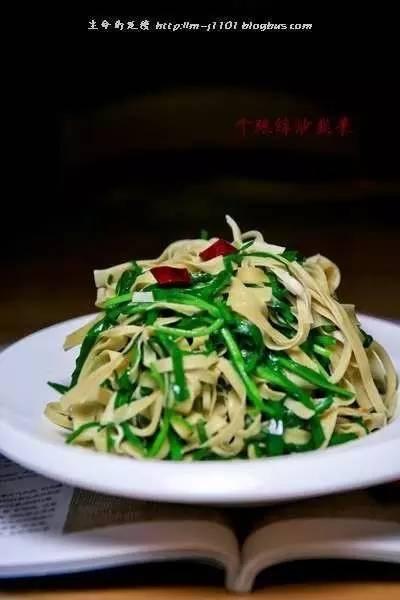 春天的韭菜最鮮嫩,這麼吃準沒錯
