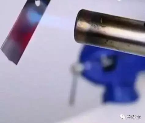 花盆比花還貴? 別買了! 一把剪刀就能做一堆!