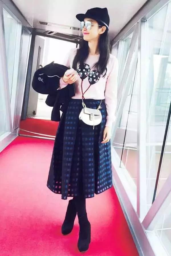 8 種裙裝52 套搭配look,看完每套都想來一件!