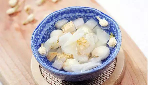 春天常吃這10種食物,潤肺降燥不上火