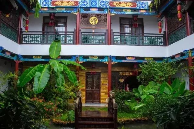 幸福就是:住著小院子,過著小日子