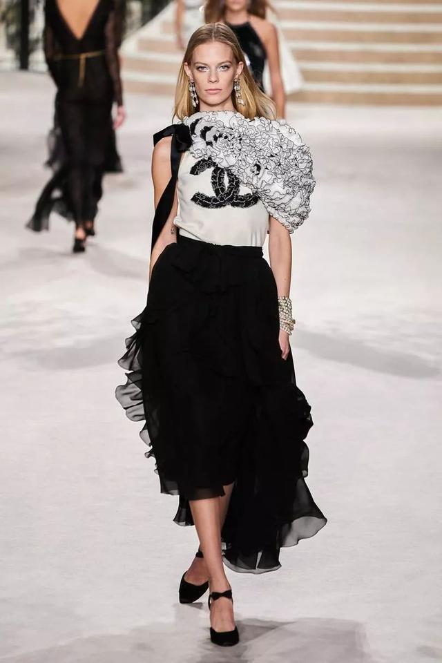 香奈儿chanel 2020早秋系时装秀