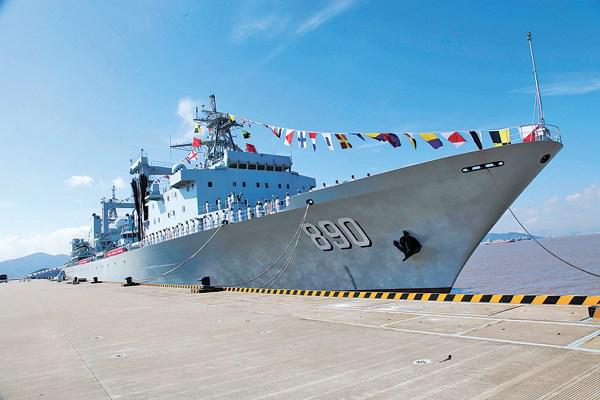 中國海軍接收最強海上怪獸！美國終於說出解放軍可怕之處