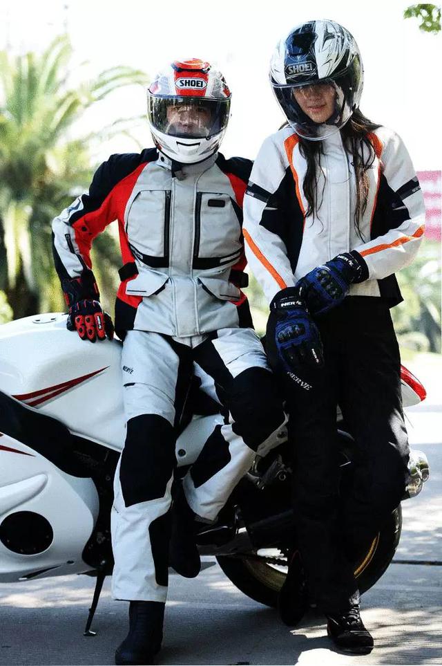 全場包郵！正品新款摩托車騎行服給你提供貼身保護