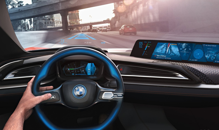 通通交給螢幕就對了!寶馬《BMW i Vision Future Interaction》&《i8 Mirrorless
