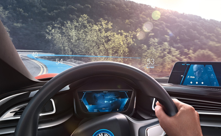 通通交給螢幕就對了!寶馬《BMW i Vision Future Interaction》&《i8 Mirrorless