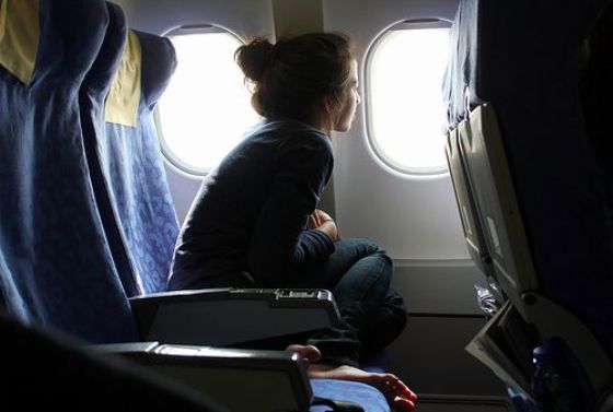 Travel Tips：如何克服搭長途飛機的不適？