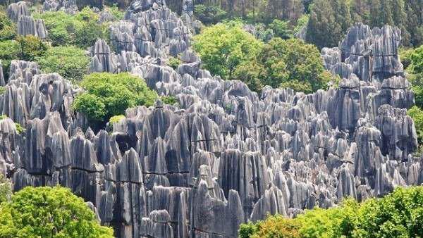15個地球上的最奇特地貌和岩石景致