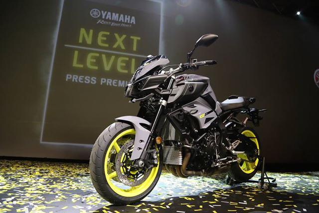 新車發布：YAMAHA XSR900及MT-10上市，世界冠軍來捧場