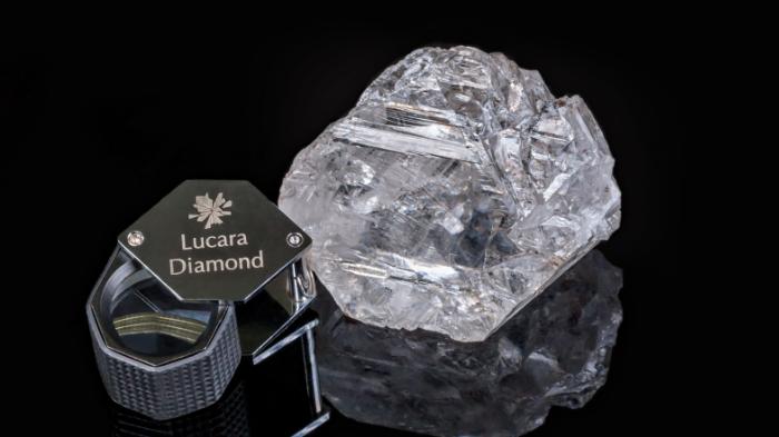 日前非洲礦場開採出了這顆「史上第二大的鑽石」，它的驚人克拉數和價值真的高到有點太瘋狂了...
