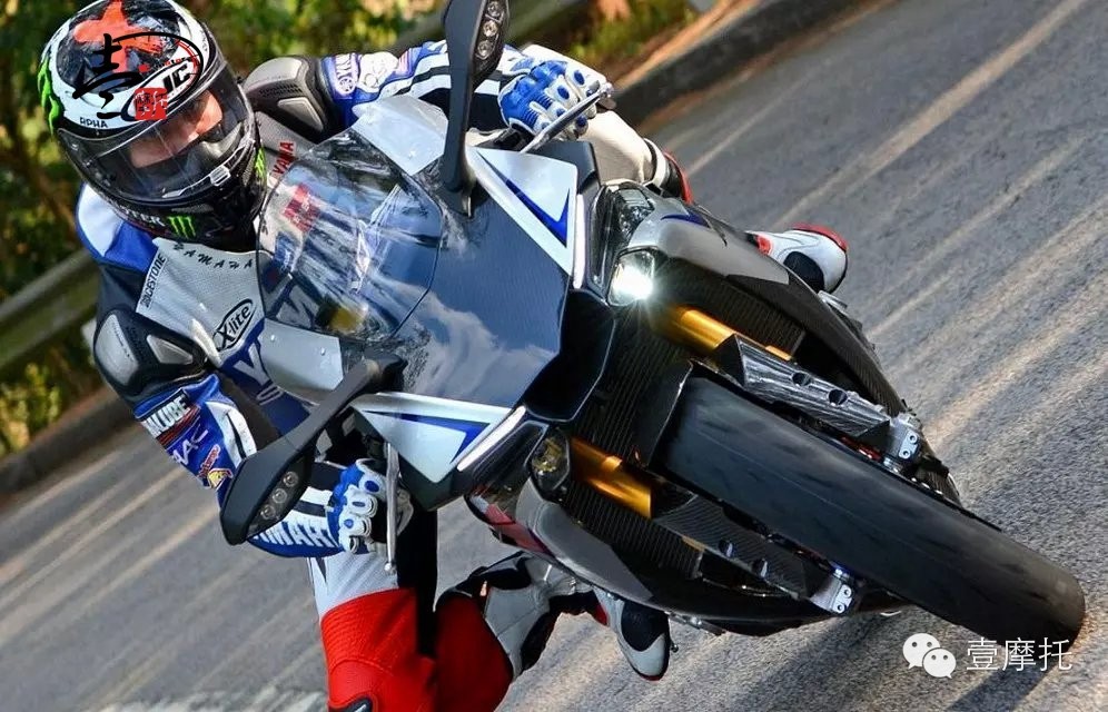 《萬眾矚目》為賽道而生，山葉 YZF-R1M摩托車!
