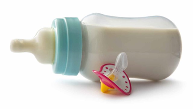 別讓細菌太猖狂！「消毒奶瓶」最乾淨安全的3種方法