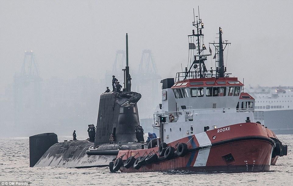英國一核潛艇與商船相撞 核潛艇被撞壞