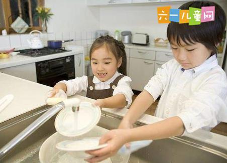 培養孩子的責任感，從做家務開始你的孩子正在這樣做嗎？