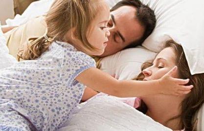 孩子分床睡最佳時間表，特別是男孩兒到這個年齡還沒分就晚了