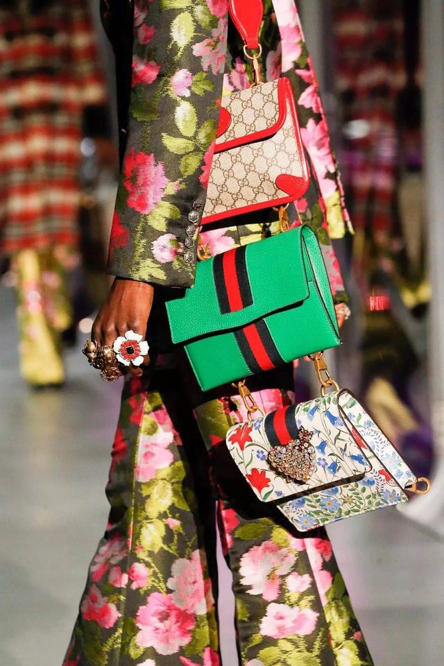 包包｜17年巴黎時裝週頂尖品牌包包大盤點！ Gucci家的一連串包包著實把我嚇壞了！