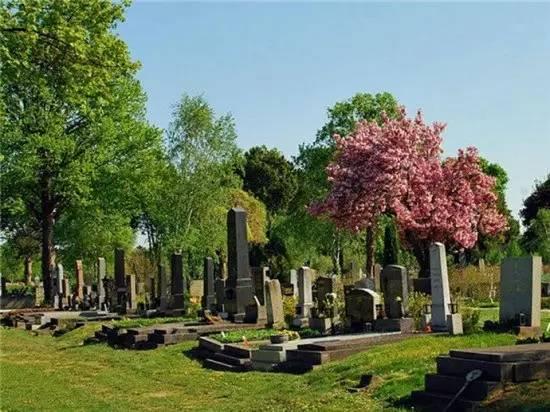全球最美麗迷人的20個墓地