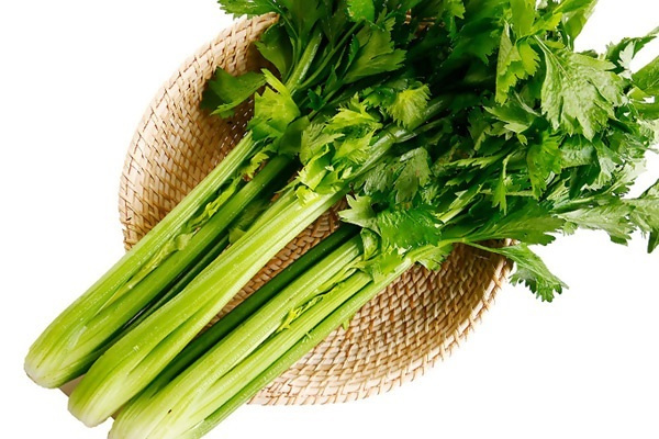 美國公布「最髒水果蔬菜」排行榜，沒想到第一名竟然是「它」！天啊，98%的人幾乎天天吃！