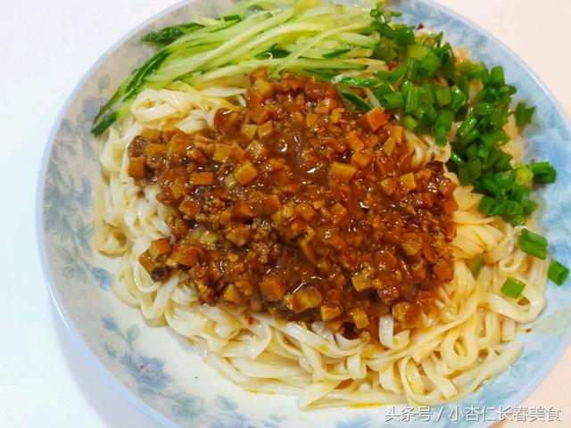 自製雜醬麵,味美面香又營養