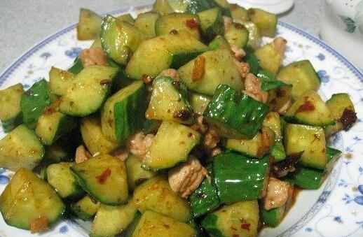 黃瓜營養價值高,但是一定不能這樣吃!