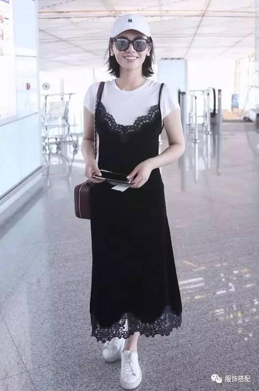 連衣裙+平底鞋,春夏最美搭配!