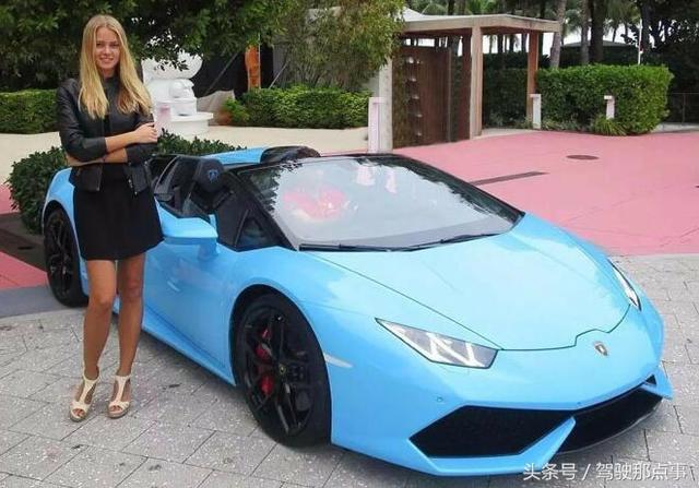 烏克蘭超模15歲出道,擁有50多輛超跑,背後的故事讓人佩服!
