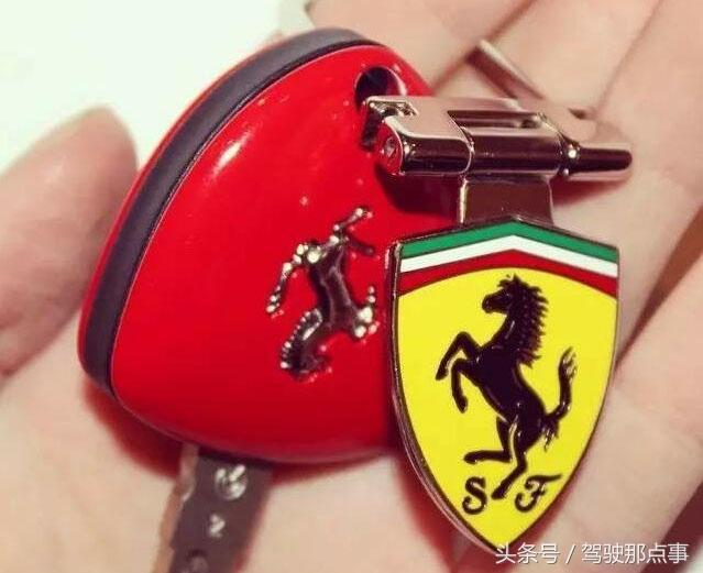 烏克蘭超模15歲出道,擁有50多輛超跑,背後的故事讓人佩服!