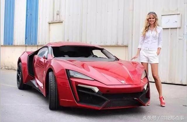 烏克蘭超模15歲出道,擁有50多輛超跑,背後的故事讓人佩服!